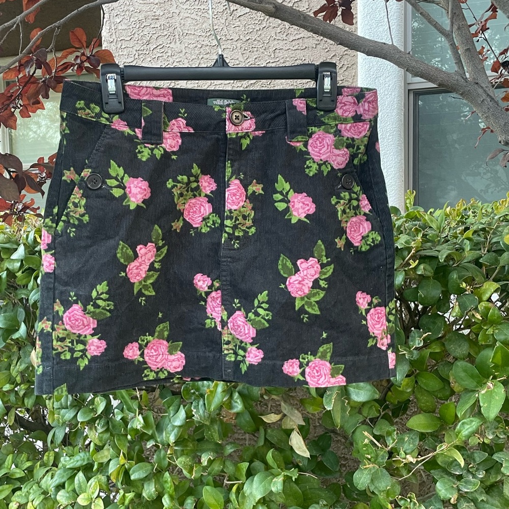 Size 8 floral skirt, target wild fable
